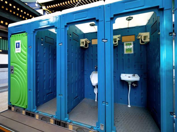 Best Portable restroom trailer rental  in Clinton, NY